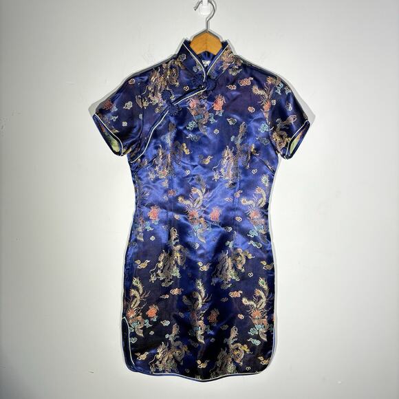 Mei Gui 100% Silk Traditional Japanese Dress Dragon Pattern Size 36 Small - Picture 1 of 9